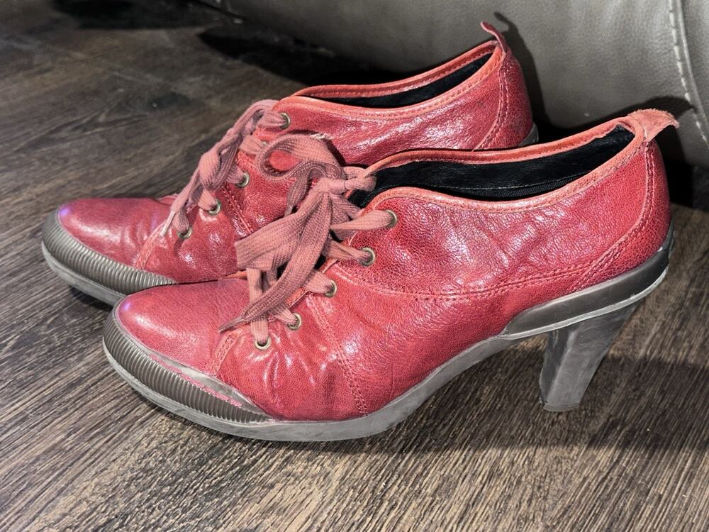 Jump For The People Sarah Red Leather Oxfords 3in Heels SZ 9.5 Vtg